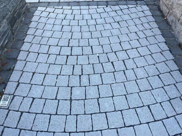 Beton Pflaster granitweiß