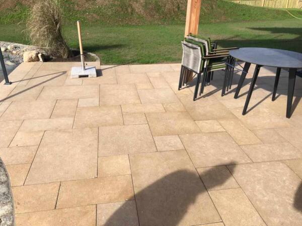 Naturstein Platte Kalkstein beige