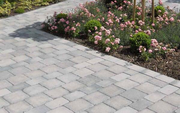 Betonstein Pflaster grau-anthrazit