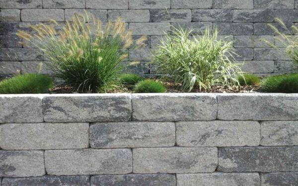 Betonstein Mauer grau-anthrazit
